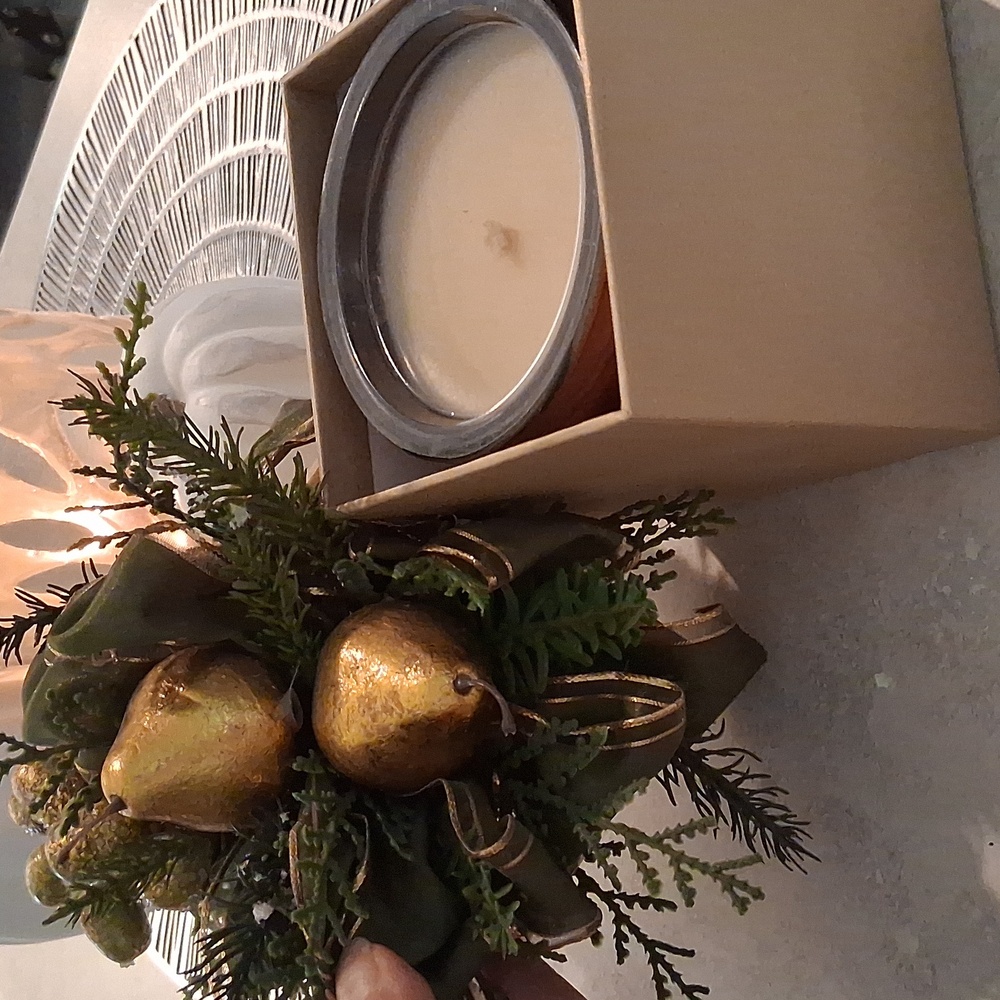 Lux Boxed Candle - Picture 4 of 4